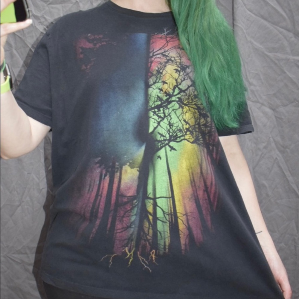 Tree design shirt, rainbow, xl
